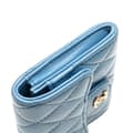 Miniatyrbild 10 av 10: Pre-owned Chanel CC Quilted Calfskin Trifold Wallet Blue