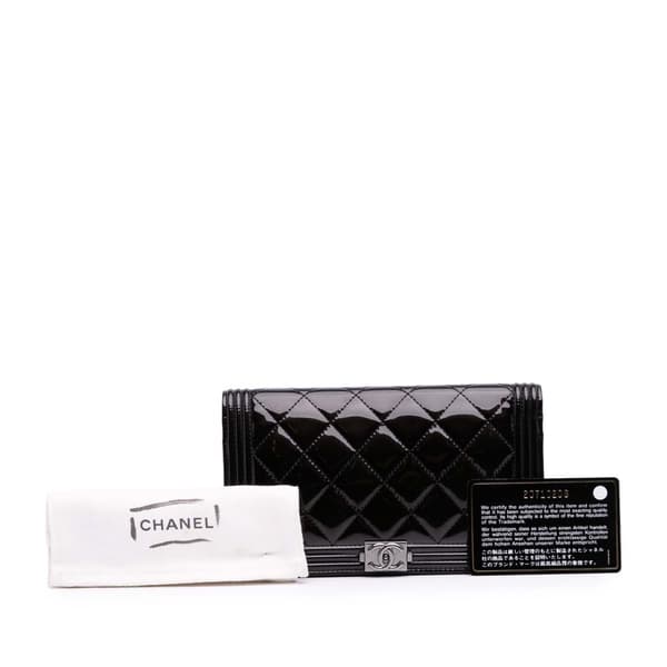 Pre-owned Chanel Quilted Patent Boy Long Wallet Black