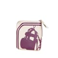 Miniatyrbilde 2 av 10: Pre-owned Hermès Swift Brides de Gala en Desordre Tattoo Carre Pocket Pouch White