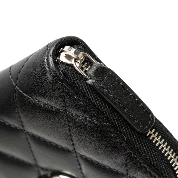 Pre-owned Chanel Quilted Lambskin CC Crystal Coin Pouch Black