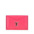 Miniatyrbillede 1 af 10: Pre-owned Louis Vuitton LockMe Card Holder Pink