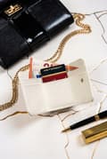 Miniatyrbild 5 av 11: Elegant damplånbok tillverkad av lackerat ekoläder från Lumarko!