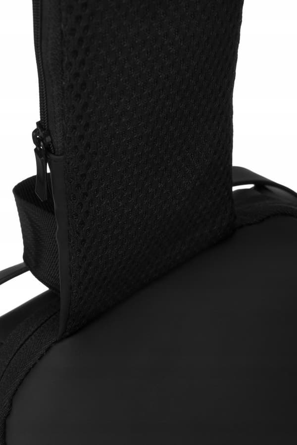 Lumarko axelväska med USB-port!