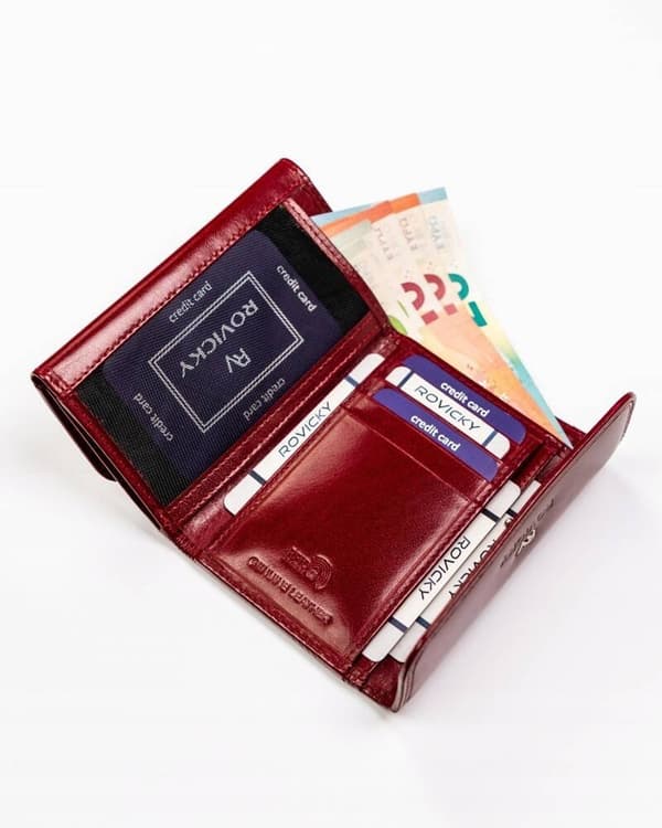 Mellemstor, komfortabel damepung med RFID-system fra Lumarko!
