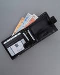 Miniatyrbillede 5 af 10: Rummelig herrepung i læder med RFID-system fra Lumarko!