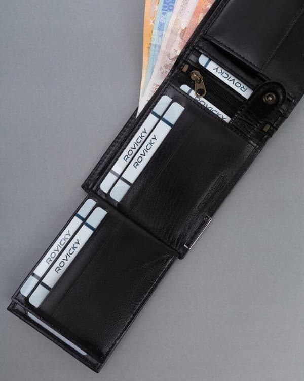 Rummelig herrepung i læder med RFID-system fra Lumarko!