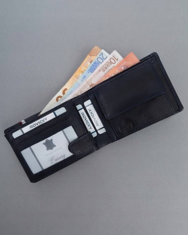 Stor, patriotisk herretunge med RFID-system fra Lumarko!