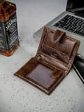 Miniatyrbillede 5 af 11: Herrepung i læder med trykknaplukning fra Lumarko!