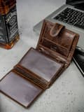 Miniatyrbillede 8 af 11: Herrepung i læder med trykknaplukning fra Lumarko!