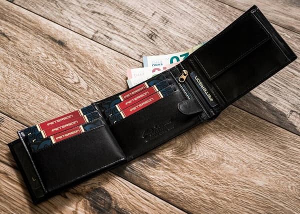 Herrepung i læder med RFID-system fra Lumarko!