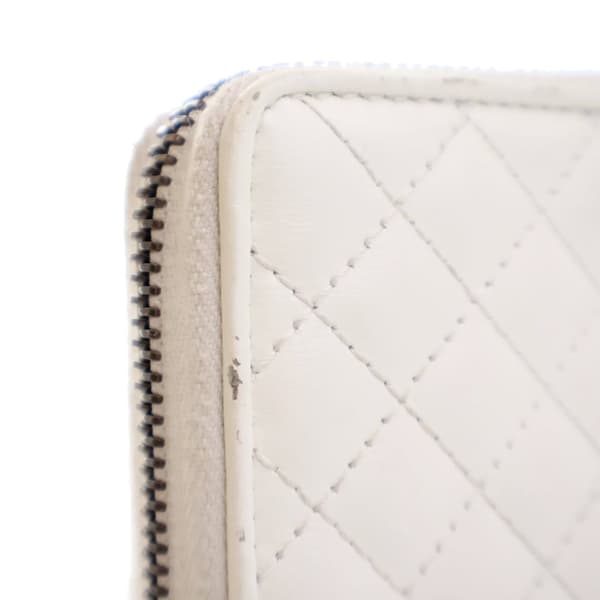 Pre-owned Gucci Quilted Leather Web Trapuntata Zip Around Wallet White