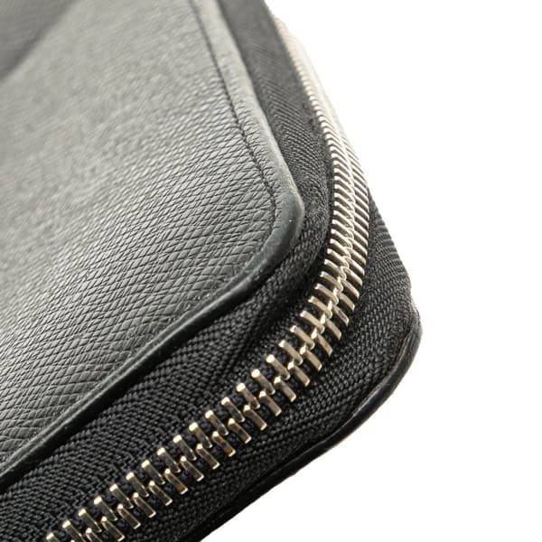 Pre-owned Louis Vuitton Taiga Zippy Organizer Wallet Black