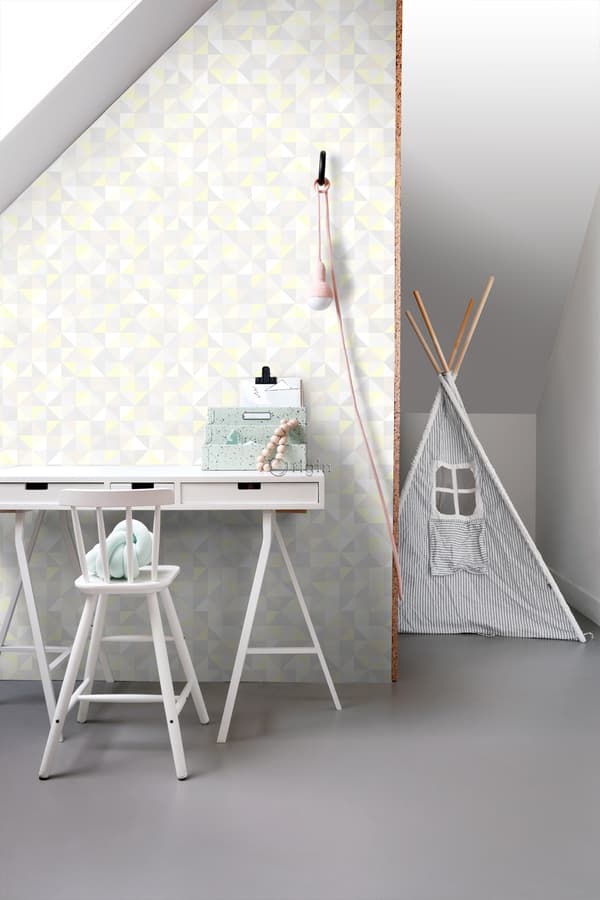 Origin Wallcoverings tapet trianglar ljust krämfärgat, varm ljusgrått, pastellgult och glänsande ljusbeige 53 cm x 10,05 m