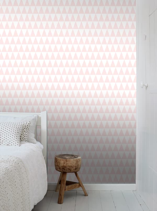ESTAhome tapet grafiska trianglar ljusrosa och vitt 53 cm x 10,05 m
