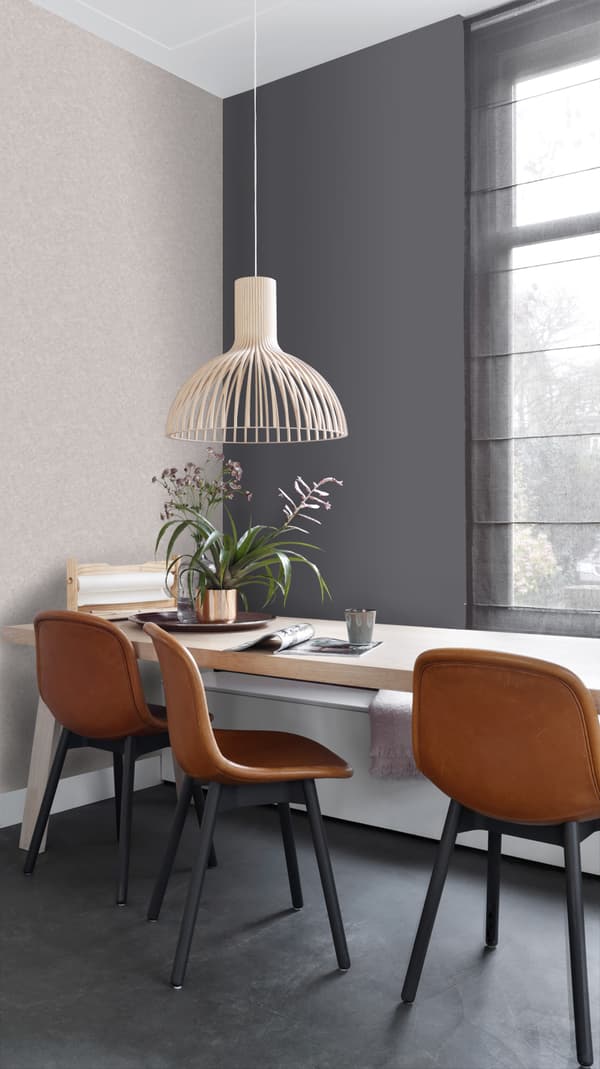 ESTAhome tapet enfärgad betonglook varmt grått 53 cm x 10,05 m