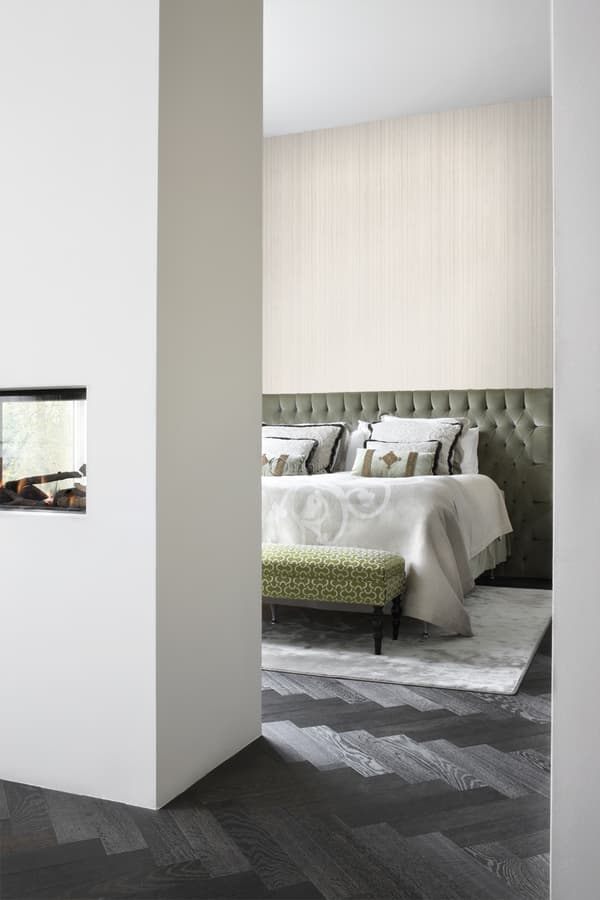 Origin Wallcoverings tapet smala oregelbundna streck med sandstruktur beige 53 cm x 10,05 m