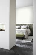 Miniatyrbillede 3 af 7: Origin Wallcoverings tapet ensfarvet off-hvidt 53 cm x 10,05 m