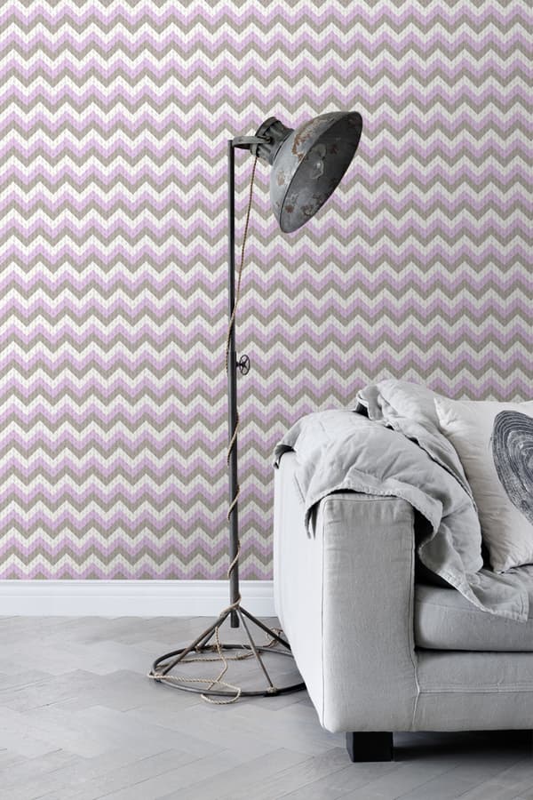 ESTAhome tapet sicksackmotiv mullvadsgrått och lila 53 cm x 10,05 m