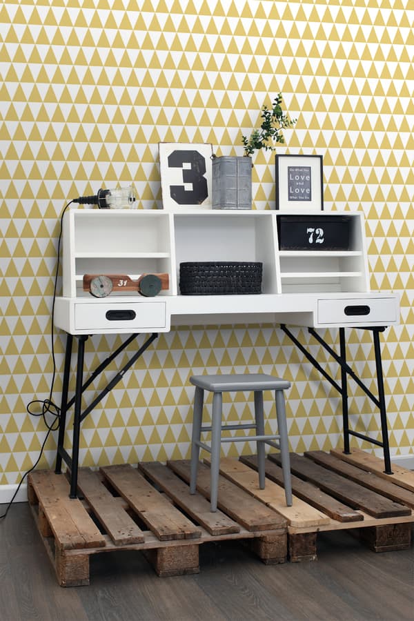 ESTAhome tapet grafiske trekanter okkergult 53 cm x 10,05 m