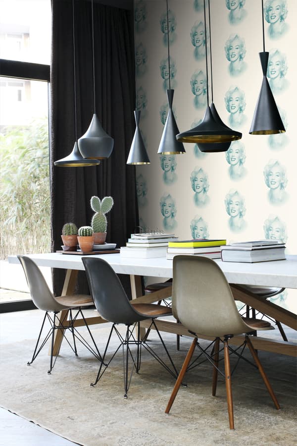 Origin Wallcoverings tapet Marilyn Monroe hvidt og turkis 53 cm x 10,05 m