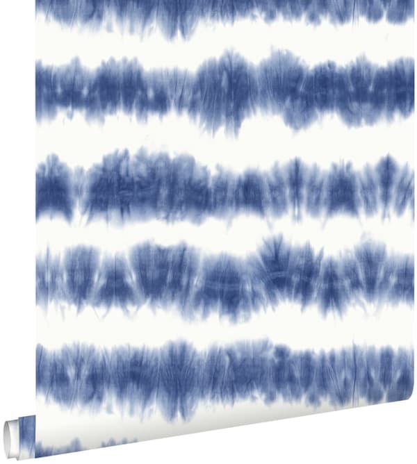 ESTAhome tapet horisontella shibori batikränder indigoblått och matt vitt 53 cm x 10,05 m