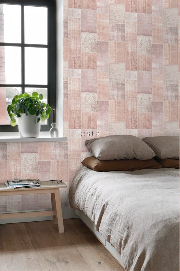ESTAhome tapet orientalisk matta med Marrakech Kelim-lapptäckesmönster persikofärgat organgerosa 53 cm x 10,05 m
