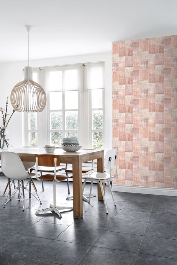 ESTAhome tapet orientalisk matta med Marrakech Kelim-lapptäckesmönster persikofärgat organgerosa 53 cm x 10,05 m