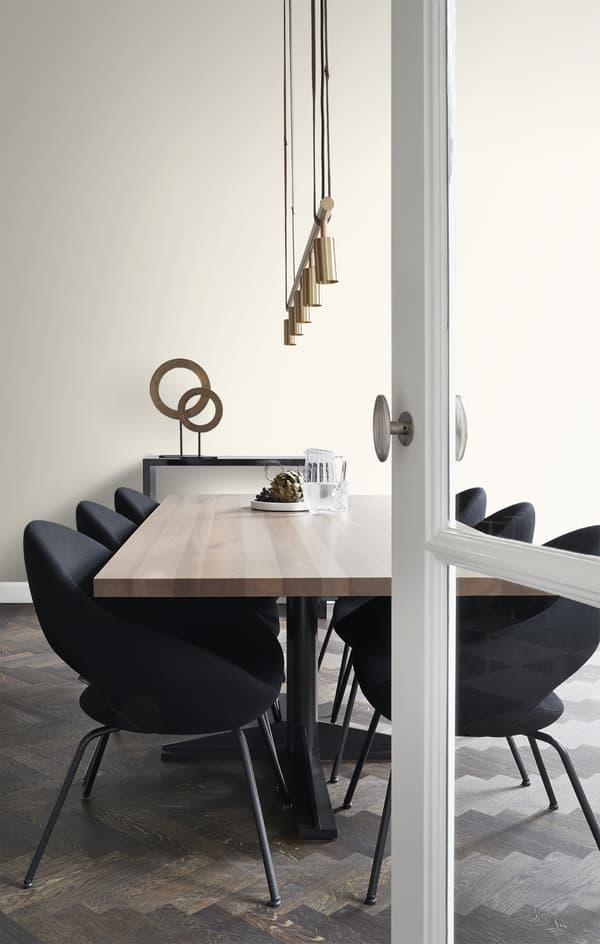 Origin Wallcoverings tapet ensfarvet cremehvid 53 cm x 10,05 m