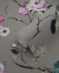 Miniatyrbild 7 av 8: Origin Wallcoverings tapet blommor mullvadsgrått och syrénlila 53 cm x 10,05 m