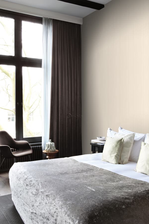 Origin Wallcoverings tapet smala ränder benvitt 53 cm x 10,05 m