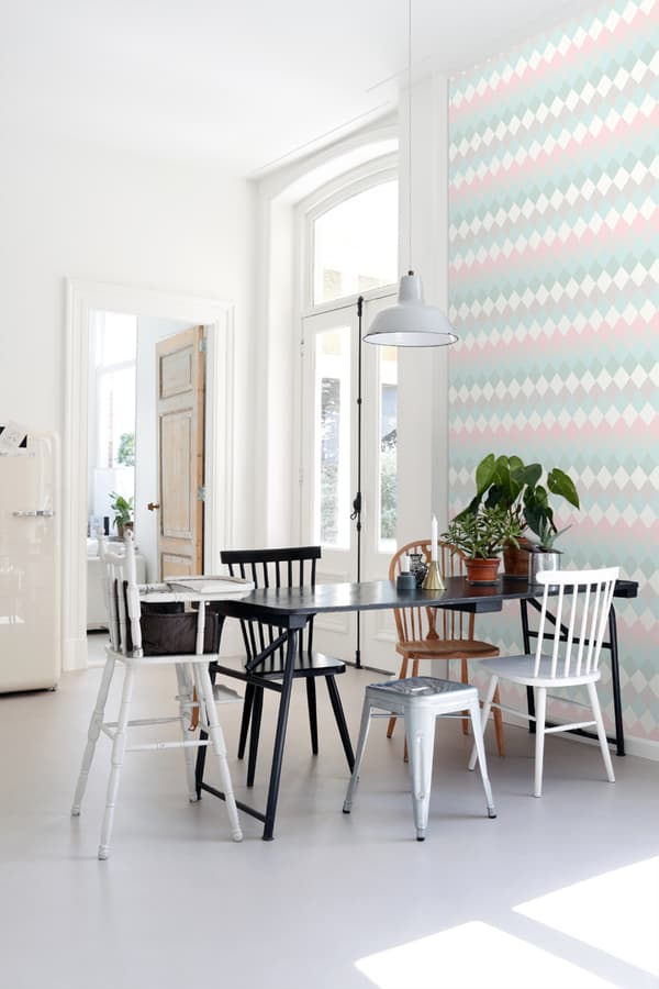 ESTAhome tapet rombemotiv med linnedstruktur mintgrønt, pudderrosa og varmt lysegråt - 148679 - 53 cm x 10,05 m
