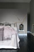 Miniatyrbild 5 av 8: Origin Wallcoverings tapet gräsväv med linnestruktur mörkbrunt 53 cm x 10,05 m