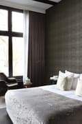Miniatyrbild 4 av 8: Origin Wallcoverings tapet djurmönster svart och glänsande brons 53 cm x 10,05 m