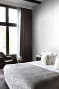 Miniatyrbild 5 av 8: Origin Wallcoverings tapet slitna plankor av träskräp benvitt 53 cm x 10,05 m
