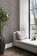 Miniatyrbild 5 av 8: Origin Wallcoverings tapet magnolia mullvadsgrått och aubergine 53 cm x 10,05 m