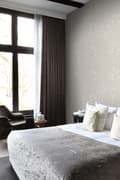 Miniatyrbild 3 av 8: Origin Wallcoverings tapet blomning mullvadsgrått 53 cm x 10,05 m