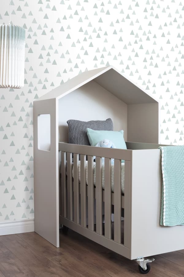 ESTAhome tapet grafiska trianglar vintage gråblått 0,53 x 10,05 m