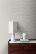 Miniatyrbild 2 av 8: Origin Wallcoverings tapet gingkoblad glänsande varmt grått 0,53 x 10,05 m