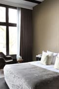 Miniatyrbild 4 av 8: Origin Wallcoverings tapet smal rand glänsande kopparbrunt 53 cm x 10,05 m