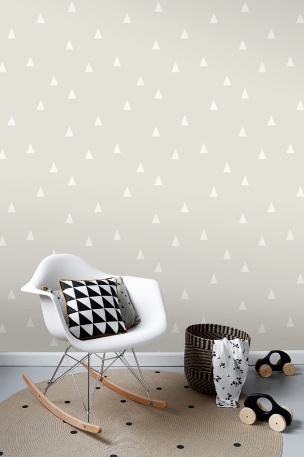ESTAhome tapet små grafiska trianglar ljusgrått 53 cm x 10,05 m