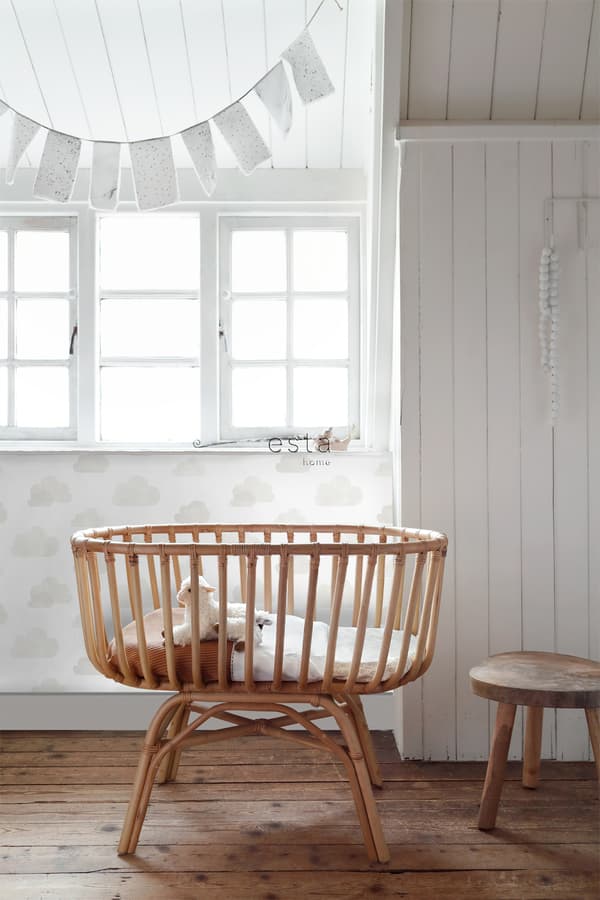 ESTAhome tapet små skyer lysegråt og hvidt 53 cm x 10,05 m