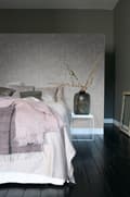 Miniatyrbild 4 av 8: Origin Wallcoverings tapet sten mörkt mullvadsgrått 53 cm x 10,05 m
