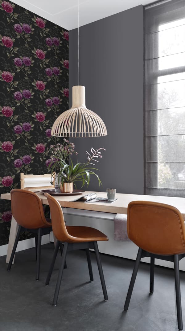 ESTAhome tapet hortensior svart och aubergine 53 cm x 10,05 m