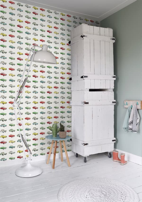 ESTAhome tapet vintage bilar rött, gul och grönt 53 cm x 10,05 m