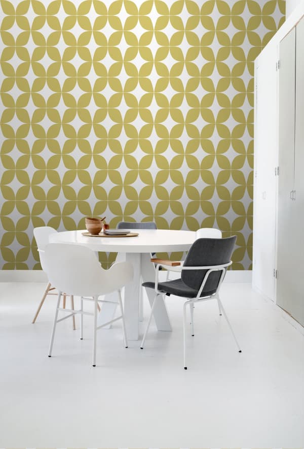 ESTAhome tapet grafisk motiv okkergult og hvidt 0,53 x 10,05 m