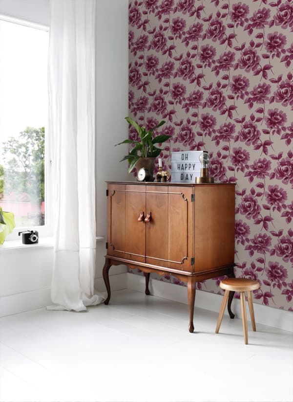 ESTAhome tapet akvarelmalede roser aubergine lilla og mulvarpegråt 53 cm x 10,05 m