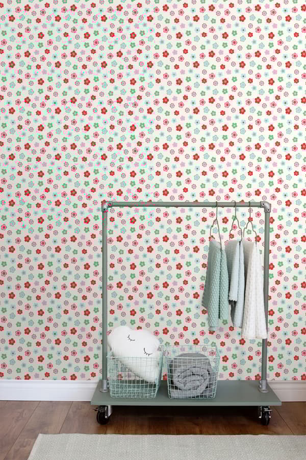 ESTAhome tapet vintage blomster lyseblåt, grønt og rødt 53 cm x 10,05 m