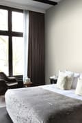 Miniatyrbild 4 av 8: Origin Wallcoverings tapet enfärgad krämfärgat 53 cm x 10,05 m