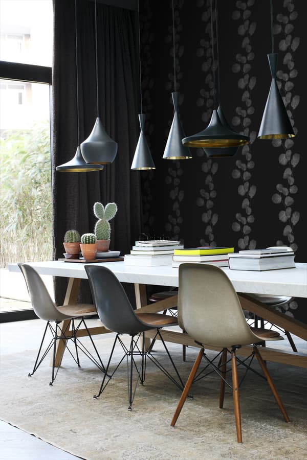 Origin Wallcoverings tapet blade sort og sølv 53 cm x 10,05 m