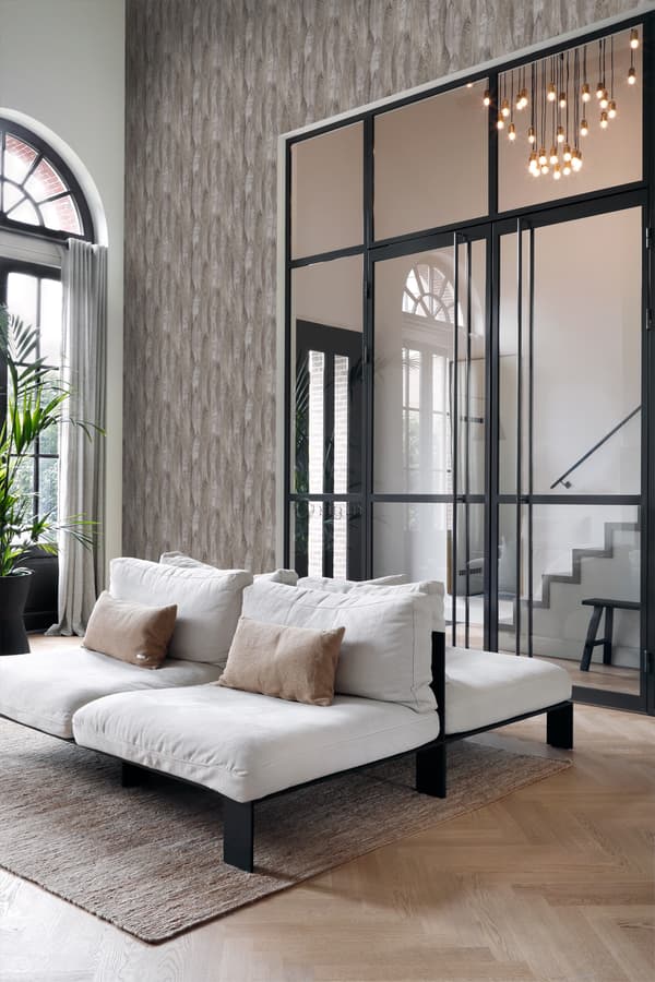 Origin Wallcoverings tapet blade mørkt mudvarpegråt 53 cm x 10,05 m